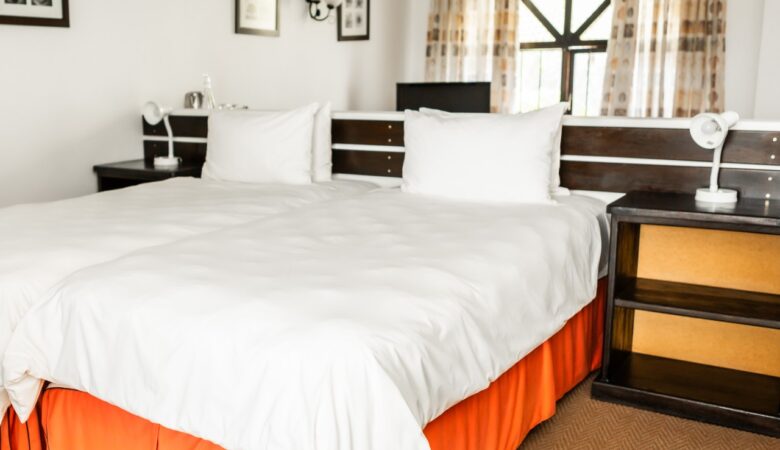 Standard Twin (Bath Tab & Shower)